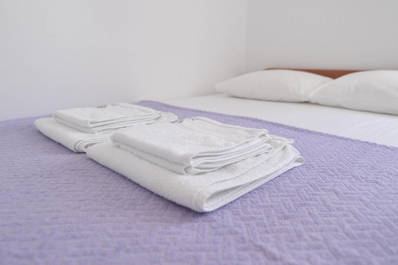 Apartmani Rebecca Vir Εξωτερικό φωτογραφία