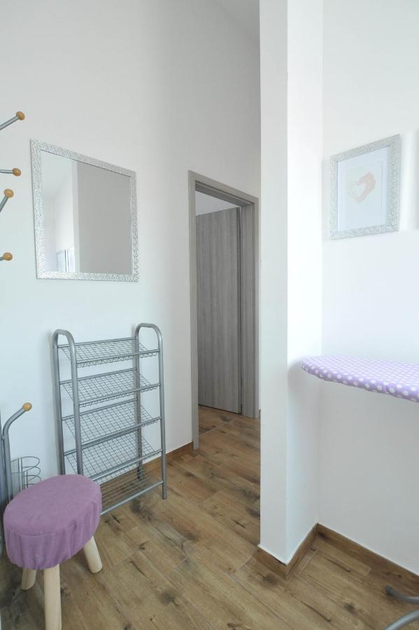 Apartmani Rebecca Vir Εξωτερικό φωτογραφία