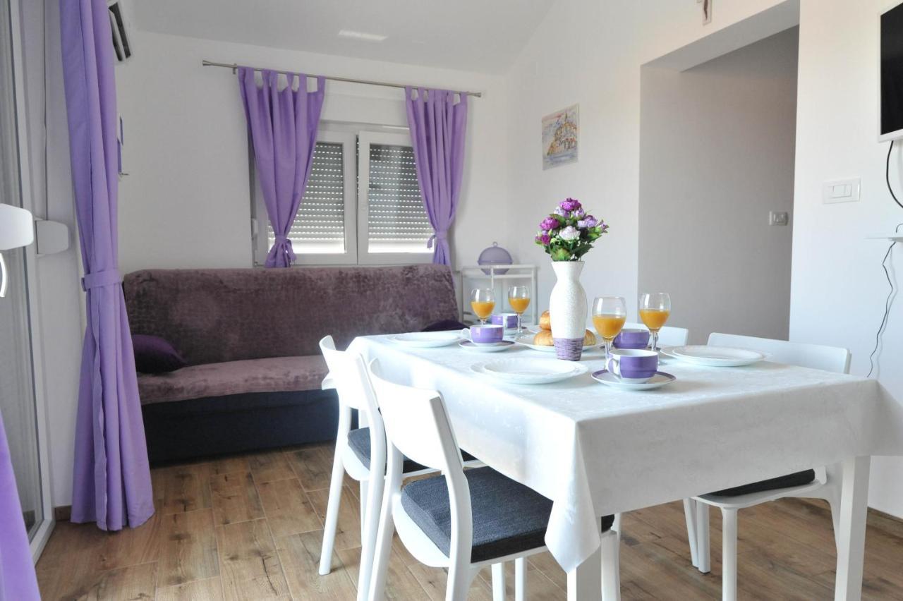 Apartmani Rebecca Vir Εξωτερικό φωτογραφία
