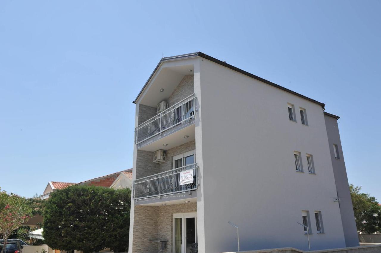 Apartmani Rebecca Vir Εξωτερικό φωτογραφία